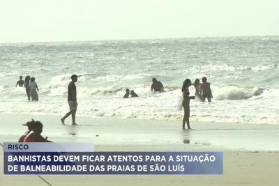 O movimento nas praias de São Luís foi grande na quarta-feira (12), feriado de Nossa Senhora Aparecida. Mas o que muita gente não sabia é que todas as praias estão impróprias para o banho, segundo a Secretaria de Estado do Meio Ambiente. Mais informações na reportagem de João Gabriel Costa. Assista abaixo: