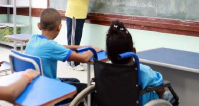 Escolas não podem recusar matrícula de alunos com deficiência, alerta Procon