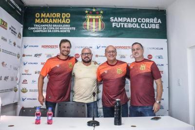 Sampaio apresenta novos jogadores e dá início à pré-temporada