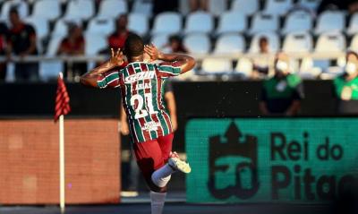 Fluminense é letal e supera Flamengo no primeiro clássico do Carioca