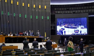 Câmara conclui votação de MP que modifica regras do Prouni