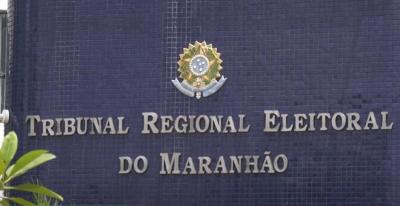 Brasileiros que estiverem fora do Brasil no dia da votação devem justificar ausência