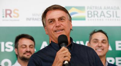 ​Bolsonaro recebe grande apoio interno por perdão a Silveira