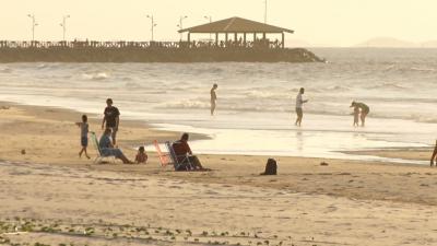 Plástico é responsável por 48% do lixo nas praias de São Luís