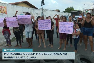 Moradores do bairro Santa Clara protestam contra violência
