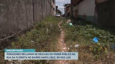 Moradores reclamam de infraestrutura e lixo no bairro Santa Cruz