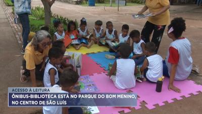 Projeto estimula leitura para crianças no Parque do Bom Menino