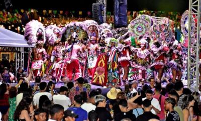 Shows e brincadeiras movimentaram o arraial da Praça Maria Aragão no fim de semana