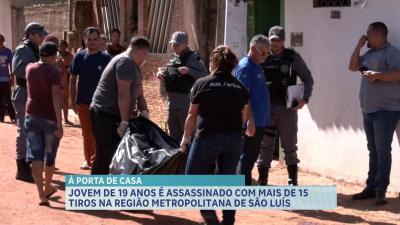 Jovem é assassinado à porta de casa no bairro J Lima