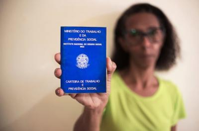 Desemprego cai, e taxa chega ao menor nível da série histórica