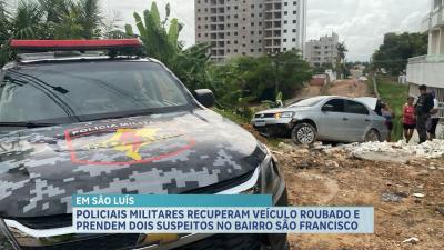 PM recupera carro roubado no bairro São Francisco