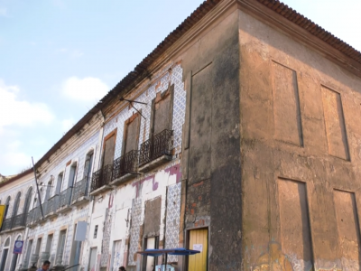 Moradores de prédio histórico em São Luís são notificados para desocupação em 15 dias