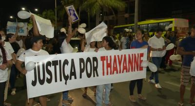 Familiares e amigos realizam protesto após morte de mulher em UPA do São Francisco