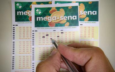 Mega-Sena acumula e prêmio vai a R$ 7 milhões