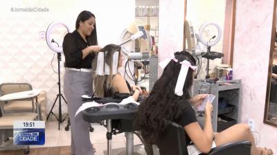 Com chegada das festas de fim de ano, salões de beleza registram alta procura por procedimentos
