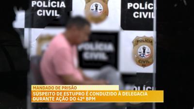 Polícia realiza mandado de prisão contra homem por estupro