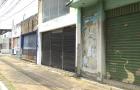Cerca de 100 estabelecimentos comercias fecharam as portas no São Francisco