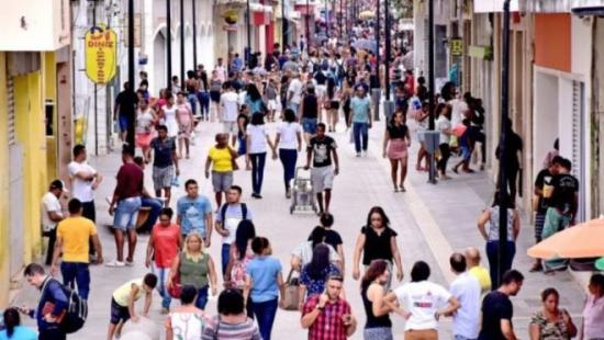 Comércio tem funcionamento normal durante data de Corpus Christi em São Luís
