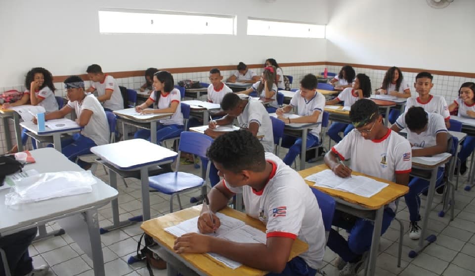 Pré-matrícula para a 1ª série do Ensino Médio inicia na terça (17)