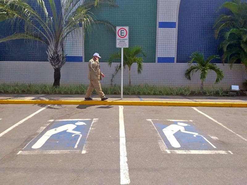 São Luís: selos para estacionamento especial valem até dezembro