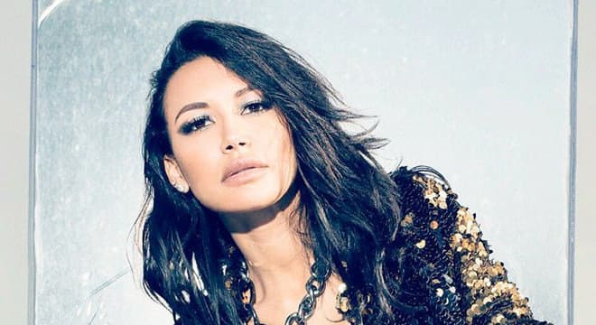 Atriz de 'Glee' desaparece ao velejar em lago com filho
