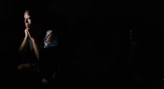 A batalha física e emocional na busca por emprego