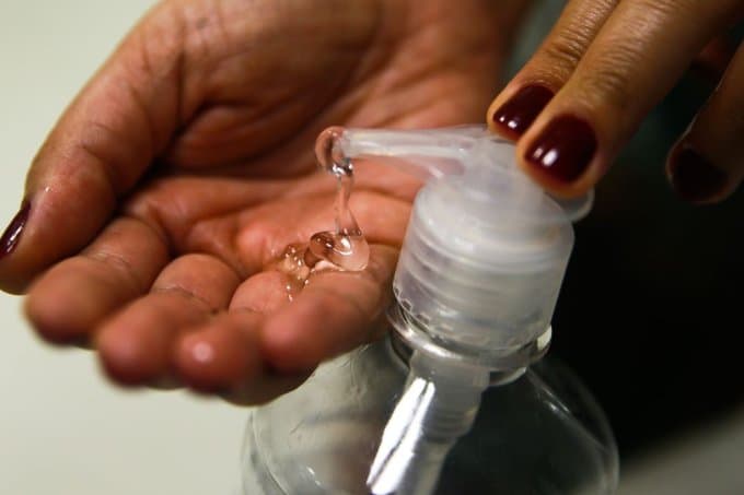 MA consegue na Justiça zerar o ICMS sobre álcool em gel