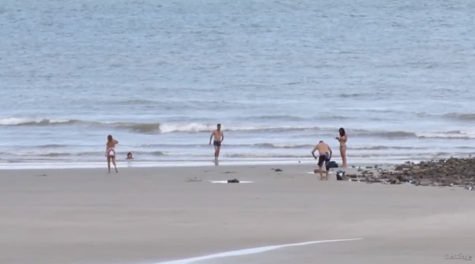 Praias movimentadas em São Luís mesmo após novo decreto
