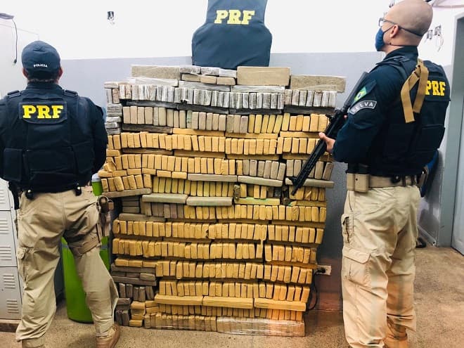 PRF apreende cerca de 500 kg de maconha na BR 010 no MA