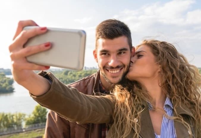 Selfie perfeita: 10 dicas infalíveis para sair bem na foto