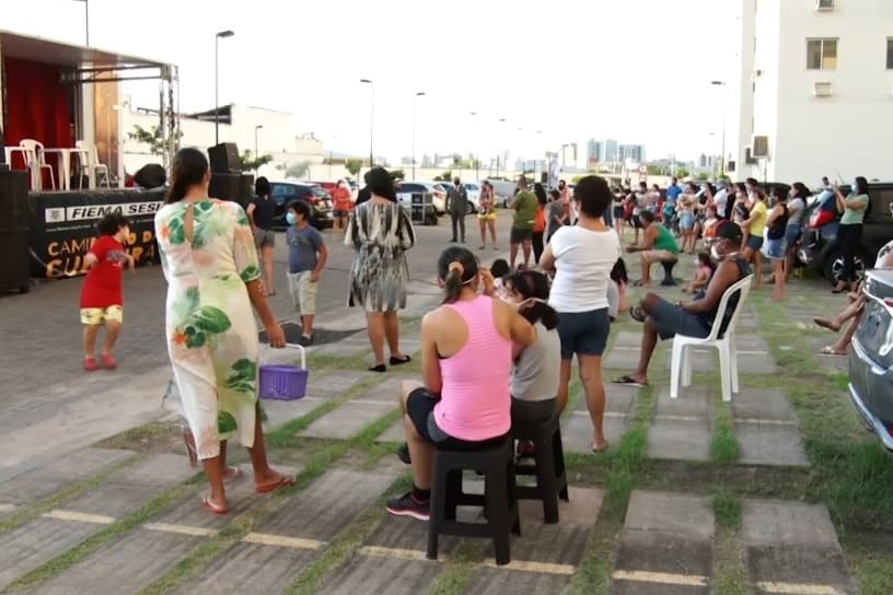Projeto oferece entretenimento a condomínios em isolamento social