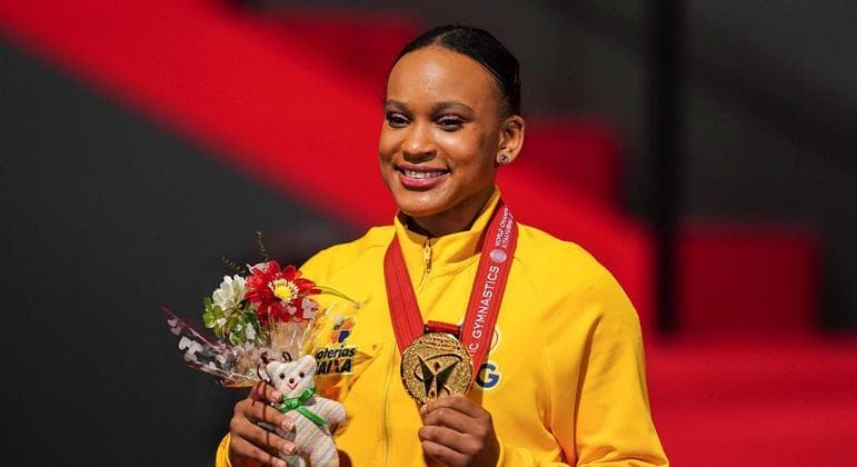 Rebeca Andrade dará a bandeirada final no GP do Brasil de Fórmula 1