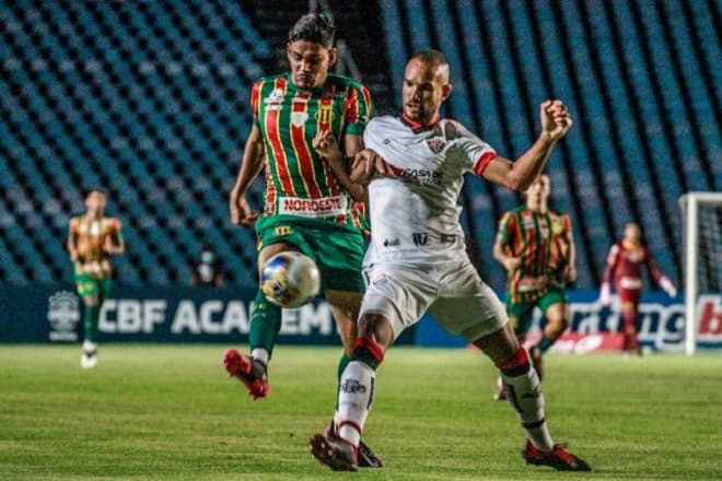 Sampaio Corrêa e Vitória empatam na 4ª rodada da Copa do Nordeste