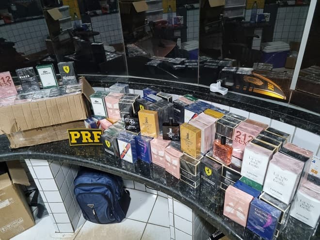 PRF apreende perfumes transportados de forma irregular no MA