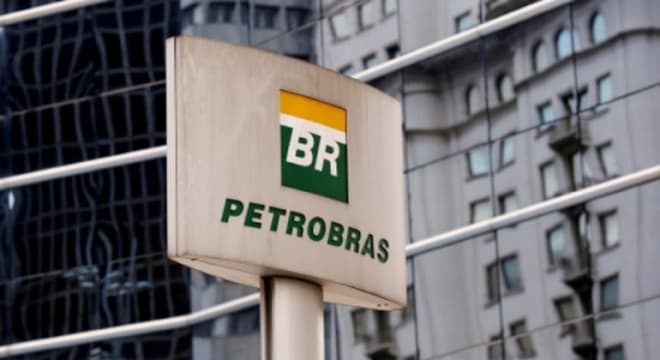 Em meio à crise da Petrobrás, presidência segue sem definição