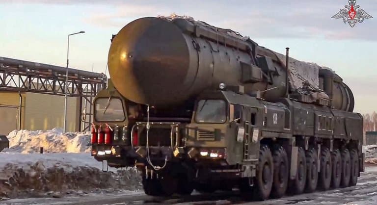 Em meio a tensões com o Ocidente, Putin anuncia atualização das armas nucleares da Rússia