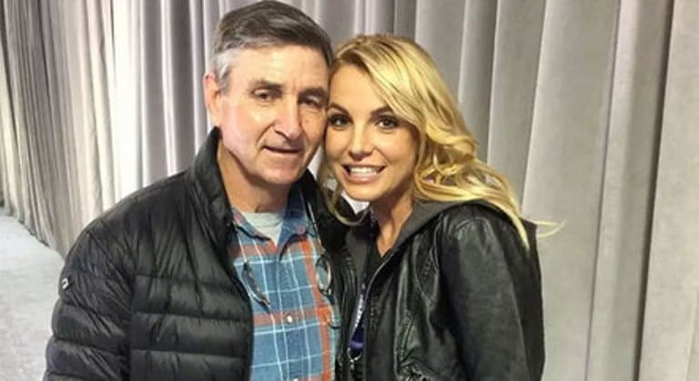 Pai de Britney Spears tem perna amputada após grave infecção