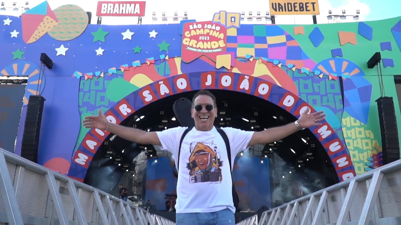 São João da Record Tv: Capilé é o cantor de gerações de Campina Grande