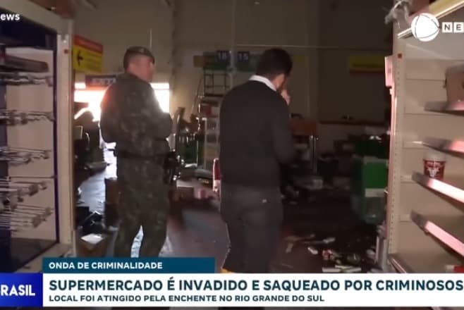 Cenário de guerra: supermercado é invadido, destruído e saqueado em Porto Alegre (RS)