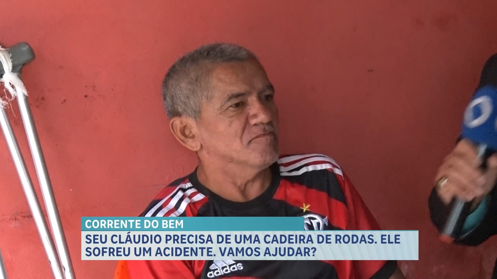 Homem faz apelo para comprar cadeira de rodas após acidente