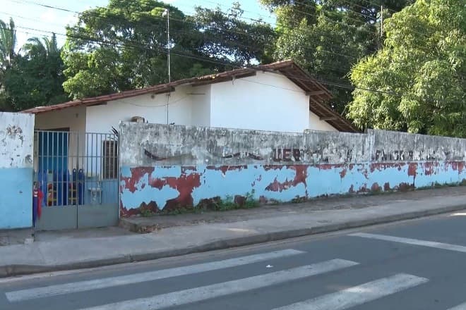 Mais de 20 escolas da rede municipal de SL estão sem funcionar por conta da infraestrutura