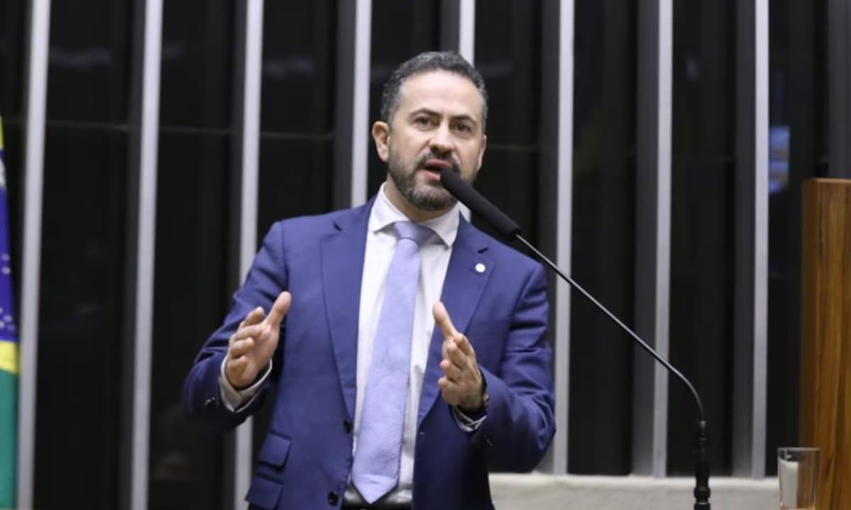 Metanol: relator quer ouvir governo e setor antes de concluir parecer sobre falsificação de bebidas