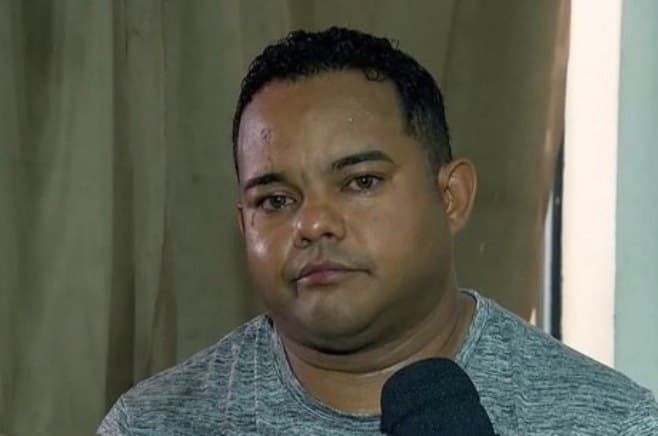 'Não façam mais isso', pede vigia chamado de macaco
