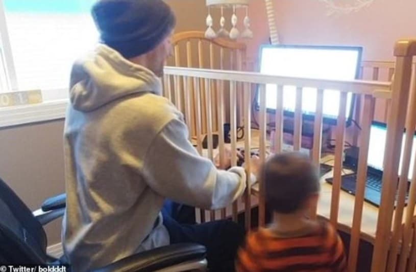 Pais em home office com os filhos divertem as redes sociais