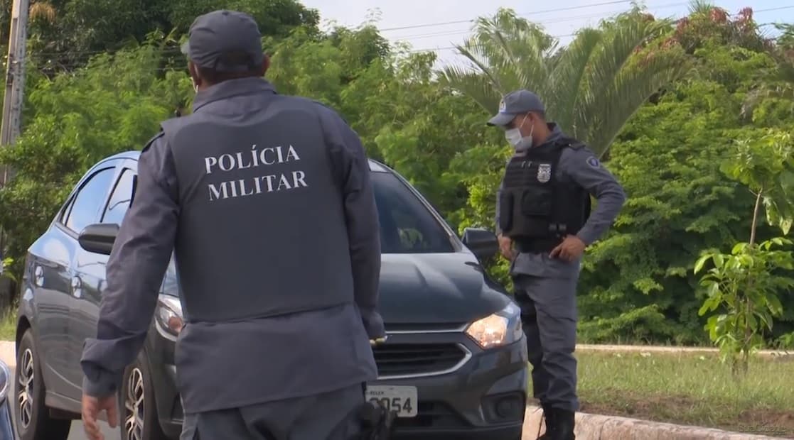Bloqueios em São Luís ajudam a cumprir regras de lockdown
