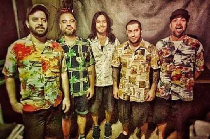 CPM 22 anuncia saída definitiva de Japinha da banda