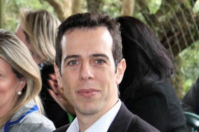 Bolsonaro escolhe Renato Feder para ser novo ministro da Educação