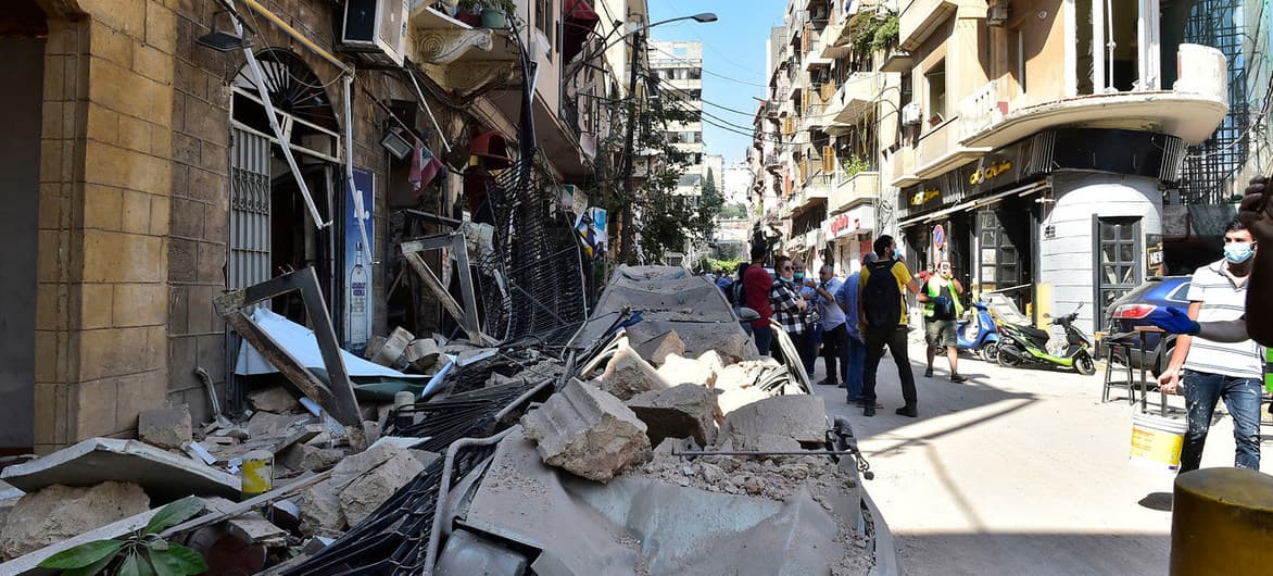 Beirute: 100 mil crianças tiveram casas destruídas na explosão