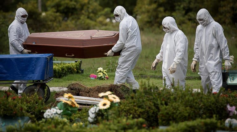 PL prevê notificação obrigatória dos óbitos e dados em tempo real na pandemia