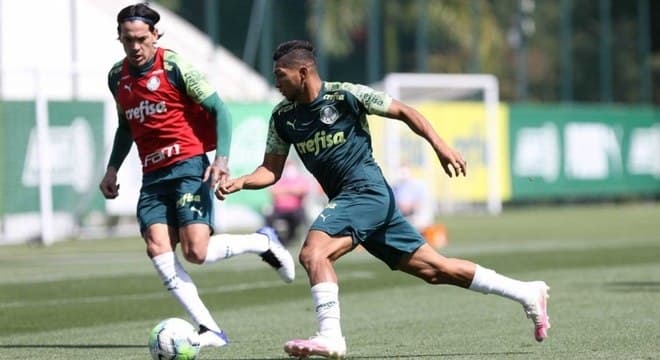 Palmeiras tem mais três jogadores diagnosticados com covid-19